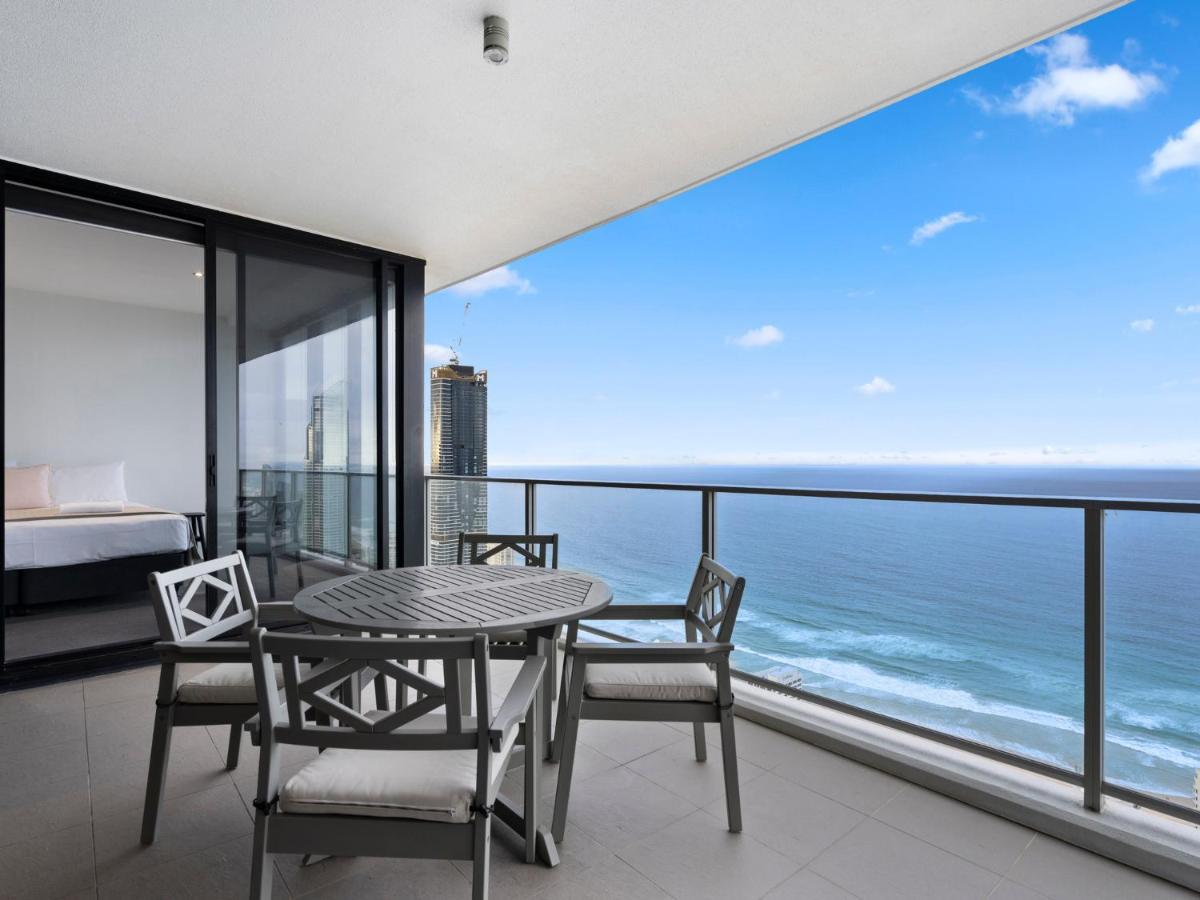 Circle On Cavill - Hosted By Coastal Letting Apartment Gold Coast Exterior foto