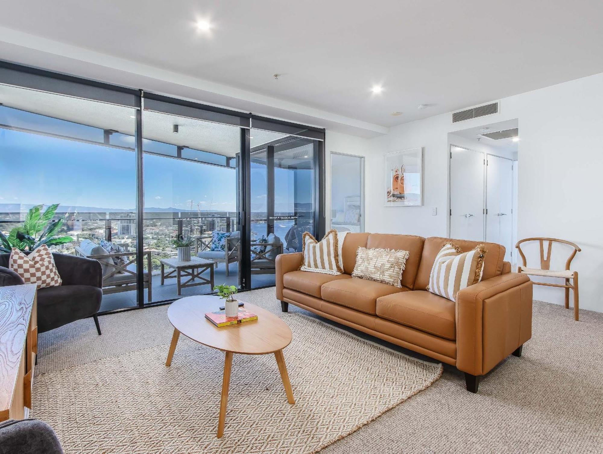 Circle On Cavill - Hosted By Coastal Letting Apartment Gold Coast Exterior foto