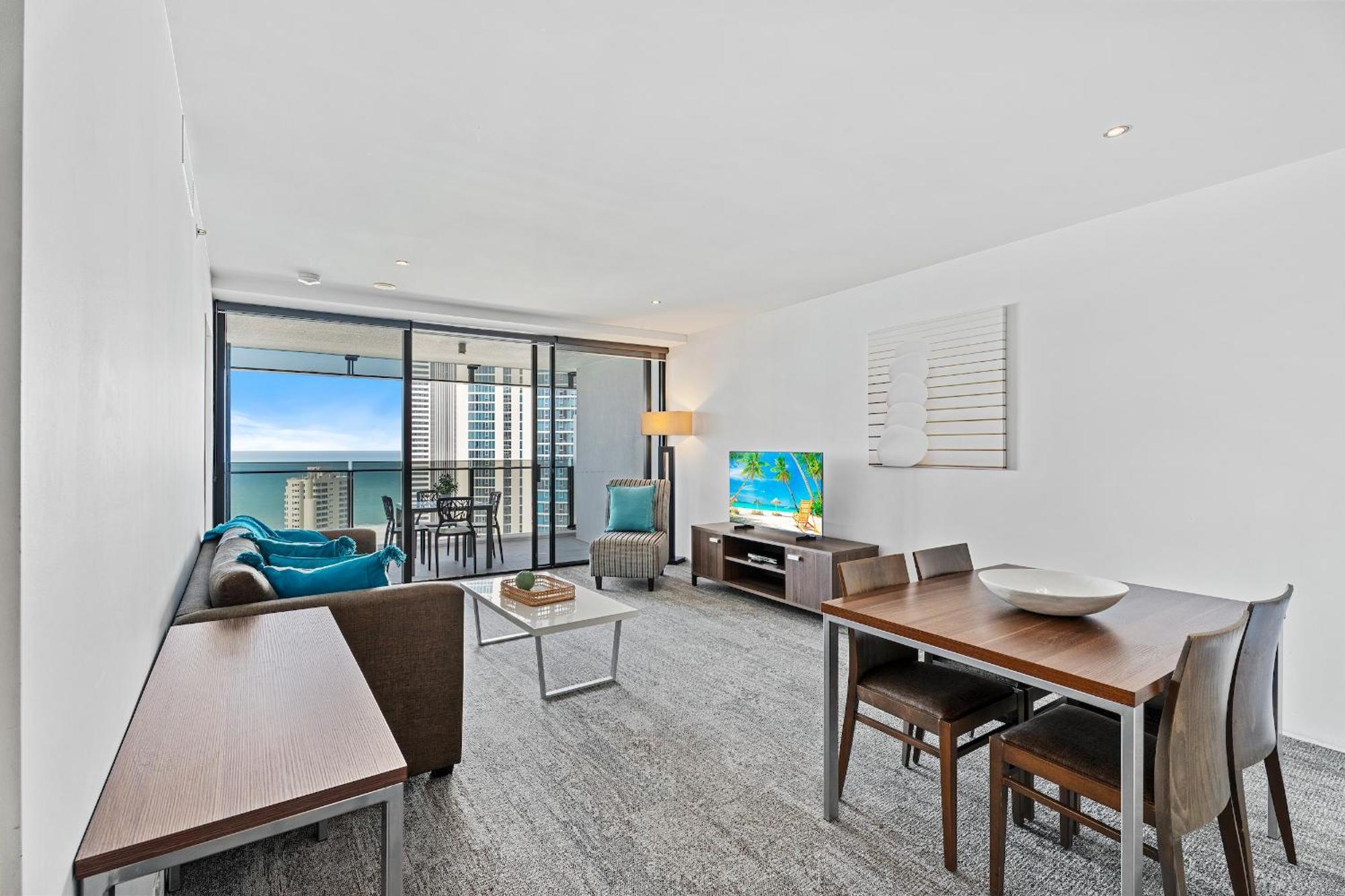 Circle On Cavill - Hosted By Coastal Letting Apartment Gold Coast Exterior foto